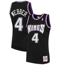 Load image into Gallery viewer, Men's Mitchell &amp; Ness Chris Webber Black Sacramento Kings  Hardwood Classics Swingman Jersey