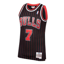 Load image into Gallery viewer, Men's Mitchell &amp; Ness Toni Kukoc Black Chicago Bulls  Hardwood Classics Swingman Jersey  Black